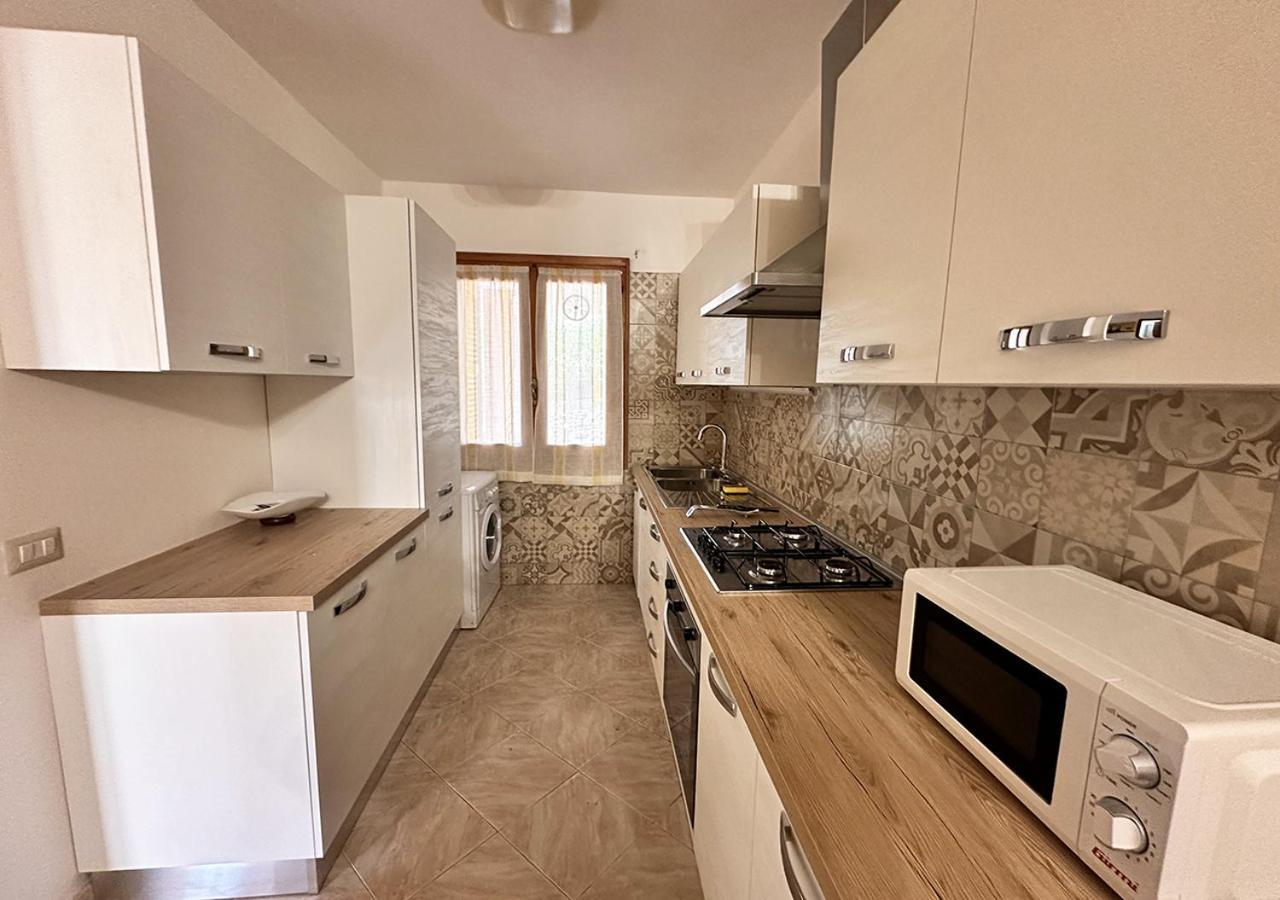 Murphy Holiday Home - Residenza Guardia Vecchia La Maddalena  Exteriör bild