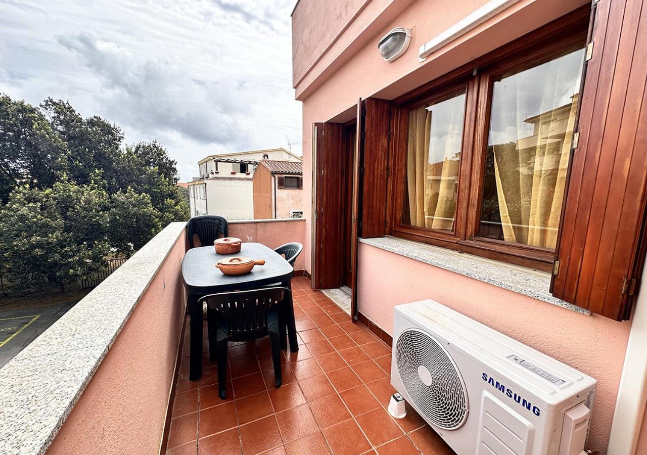 Murphy Holiday Home - Residenza Guardia Vecchia La Maddalena  Exteriör bild